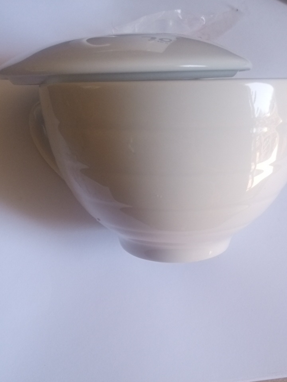 Tea Forte Off White mug With Lid